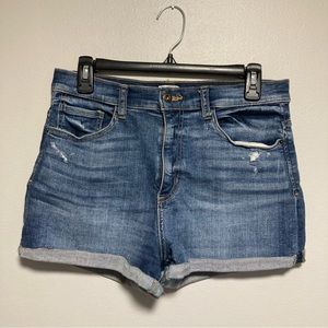 Sneak Peak High Rise Shorts, Light Distressing, Size Medium